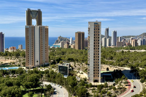 Mieszkanie na sprzedaż 70m2 Walencja Alicante Benidorm Mieszkanie z 2 sypialniami w Benidorm OKAZJA - zdjęcie 1