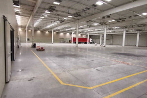 Komercyjne do wynajęcia 2000m2 Wrocław Psie Pole - zdjęcie 1