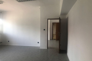 Komercyjne do wynajęcia 46m2 Kraków Opolska  - zdjęcie 1