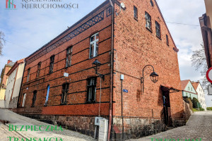 Komercyjne na sprzedaż 102m2 tczewski Gniew Pod Basztą - zdjęcie 1