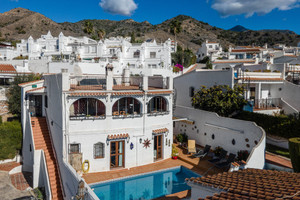 Dom na sprzedaż 255m2 Andaluzja Malaga Nerja - zdjęcie 1