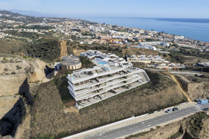 Mieszkanie na sprzedaż 105m2 Andaluzja Malaga Rincón De La Victoria - zdjęcie 2