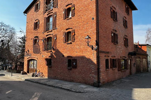 Dom na sprzedaż 600m2 tczewski Gniew Spichrzowa - zdjęcie 2