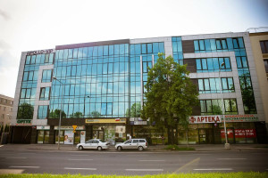 Komercyjne do wynajęcia 68m2 Kielce Centrum Warszawska - zdjęcie 2