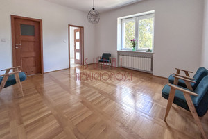 Mieszkanie na sprzedaż 35m2 Warszawa Śródmieście Parkowa/z widokiem na Łazienki/balkon/kamienica - zdjęcie 1