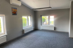 Komercyjne do wynajęcia 130m2 poznański Komorniki Komorniki - zdjęcie 1