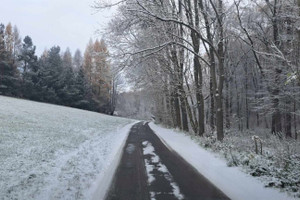 Działka na sprzedaż 1558m2 krakowski Kocmyrzów-Luborzyca Łuczyce Pod Lasem - zdjęcie 2