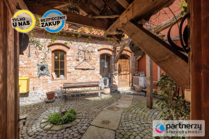 Dom na sprzedaż 600m2 tczewski Gniew Spichrzowa - zdjęcie 1