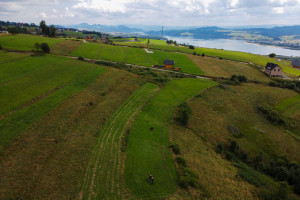 Działka na sprzedaż 3150m2 nowotarski Nowy Targ Szlembark Słoneczna - zdjęcie 2