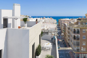 Mieszkanie na sprzedaż 88m2 Walencja Alicante Torrevieja Av. De Las Habaneras - zdjęcie 2