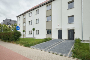 Komercyjne na sprzedaż 60m2 Legnica Bielańska  - zdjęcie 1