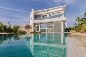 Dom na sprzedaż 231m2 Pafos Coral Bay - zdjęcie 1