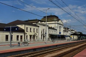 Komercyjne do wynajęcia 29m2 Tarnów Plac Dworcowy - zdjęcie 1