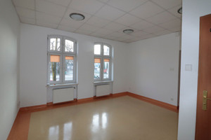 Komercyjne do wynajęcia 45m2 gnieźnieński Gniezno 3 Maja - zdjęcie 1