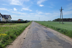 Działka na sprzedaż 1000m2 gnieźnieński Gniezno Lubochnia Osiedle Dębicz - zdjęcie 2