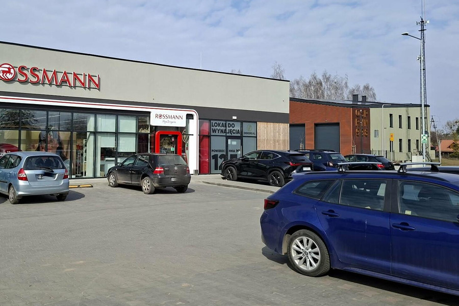 Do wynajęcia lokal usługowo-handlowy – Ryn, ul. Zielona 2 | gratka.pl