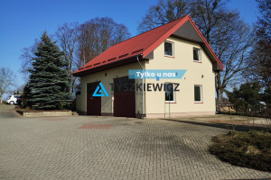 Dom na sprzedaż 163m2 lęborski Wicko Charbrowo - zdjęcie 1