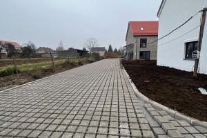 Dom na sprzedaż 317m2 wrocławski Kobierzyce Domasław - zdjęcie 2