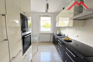 2 pokoje 55,70 m² + 62,20 m² tarasu z ogródkiem