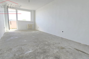 Przestronne 2-pok. z balkonem w pełnym rozkładzie.