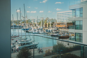 Yacht Park / Widok na Marinę