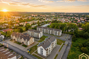 Sielska przestrzeń w Zgorzelcu | 61,47 m² |3 pokoje |2 balkony |parter