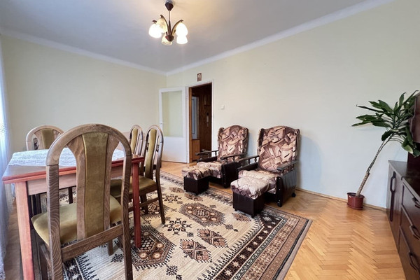 Mieszkanie na sprzedaż, 59 m² Sady, Wiosenna