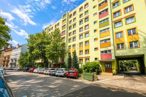 Pełen rozkład / loggia / winda / parking / tramwaj