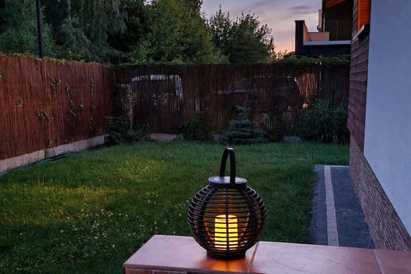 Przestronny dom w zabudowie bliźniaczej z zagospodarowanym ogrodem – Warszawa Wawer, Radość
