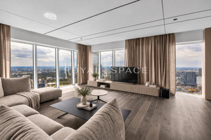 Złota 44 | Penthouse z panoramicznym widokiem