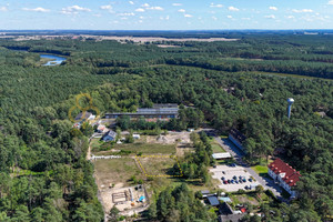 Działka budowlana w otoczeniu lasu i jezior