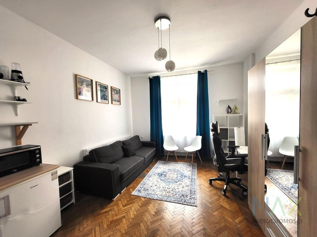 Kawalerka 21,5 m², Krowodrza, ul. Kazimierza Wielkiego, zdjęcie 2