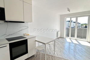 Cztery pokoje, duży balkon