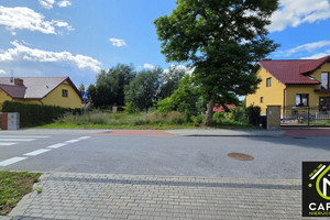 Uzbrojona działka budowlana z projektem