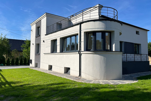 Zamiana. Duża działka. Nowa Gdynia. Komunikacja miejska. Basen.