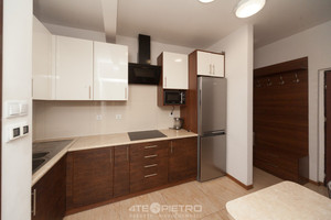 Inwestycyjne 4 pokoje + 30 m² piwnicy | Garbarska