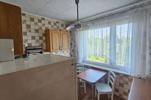 Plebiscytowa balkon 3 osobne pokoje , widna kuchnia, 5piętro zadbane