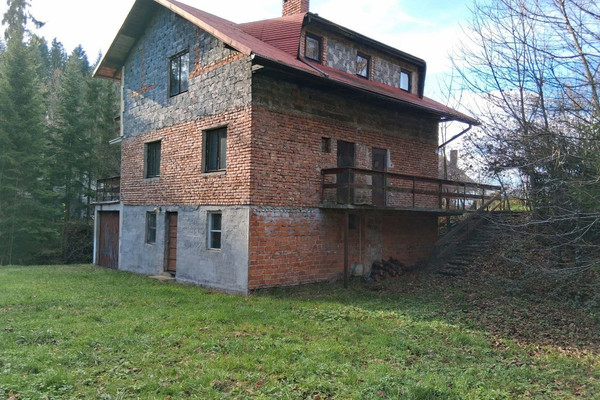 dom może być dwórodzinny