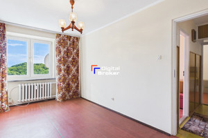 4 pokoje | balkon | do remontu | widok na Zamek