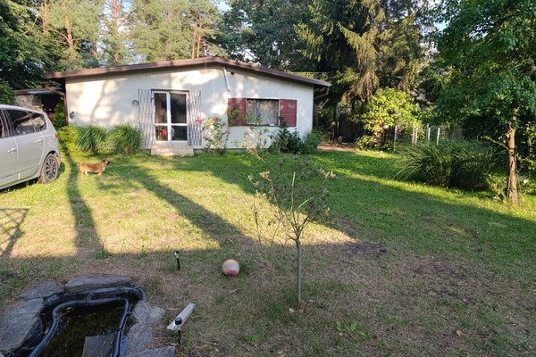 Sprzedam wolnostojący dom 120m2 z dużą działką 1200m2 Marki Al. Józefa Piłsudskiego 269