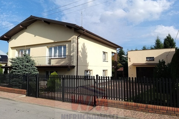Dom na sprzedaż, 190 m², 4 pokoje Grójec Grójec