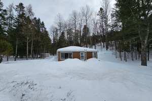 Dom na sprzedaż 76m2 75 Rue de l'Arc-en-Ciel, Lac-des-Seize-Îles, QC J0T1Y0, CA - zdjęcie 2