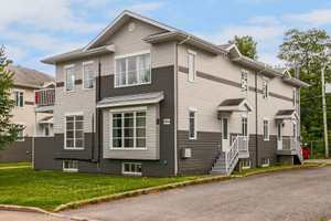 Dom na sprzedaż 345m2 205-211 Rue Léo-Savard, Charlesbourg, QC G2N1M7, CA - zdjęcie 1