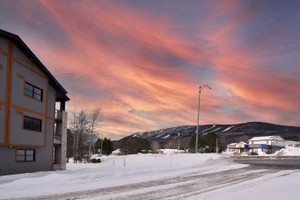 Mieszkanie na sprzedaż 104m2 1902 Boul. les Neiges, Saint-Ferréol-les-Neiges, QC G0A3R0, CA - zdjęcie 3