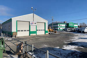 Dom na sprzedaż 475m2 3A-3C Rue Desbiens, Clermont, QC G4A1B8, CA - zdjęcie 3