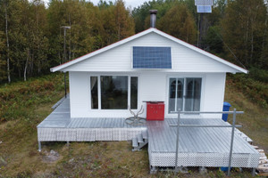 Dom na sprzedaż 58m2 130 Grand lac à l' Ours, Lac-Bouchette, QC G8E1X3, CA - zdjęcie 3