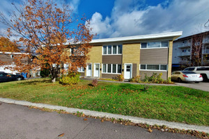 Dom na sprzedaż 47m2 92-98 Rue D'Youville, Chicoutimi, QC G7H2W5, CA - zdjęcie 1