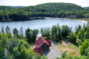 Dom na sprzedaż 132m2 201 Ch. du Baluchon, Lac-des-Plages, QC J0T1K0, CA - zdjęcie 1