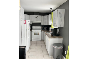 Dom na sprzedaż 49m2 283 Rue de la Gaillarde, Chicoutimi, QC G7G4V2, CA - zdjęcie 2