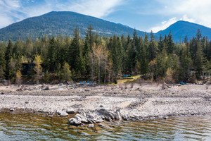 Dom na sprzedaż 181m2 285 Kootenay Lake Rd, Central Kootenay, BC, Canada - zdjęcie 3